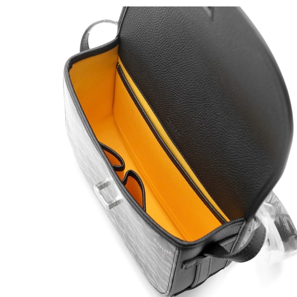 Goyard Belvedere Canvas and Calfskin Belvedere PM Bag Women's Shoulder Bag - Picture 6 of 6